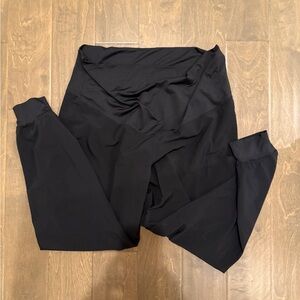 Medcouture black maternity scrub joggers